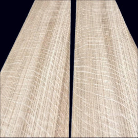 Flaky Oak veneer 110 x 15 cm