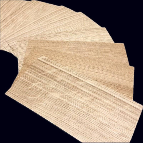 Flaky Oak narrow-width small-size veneer